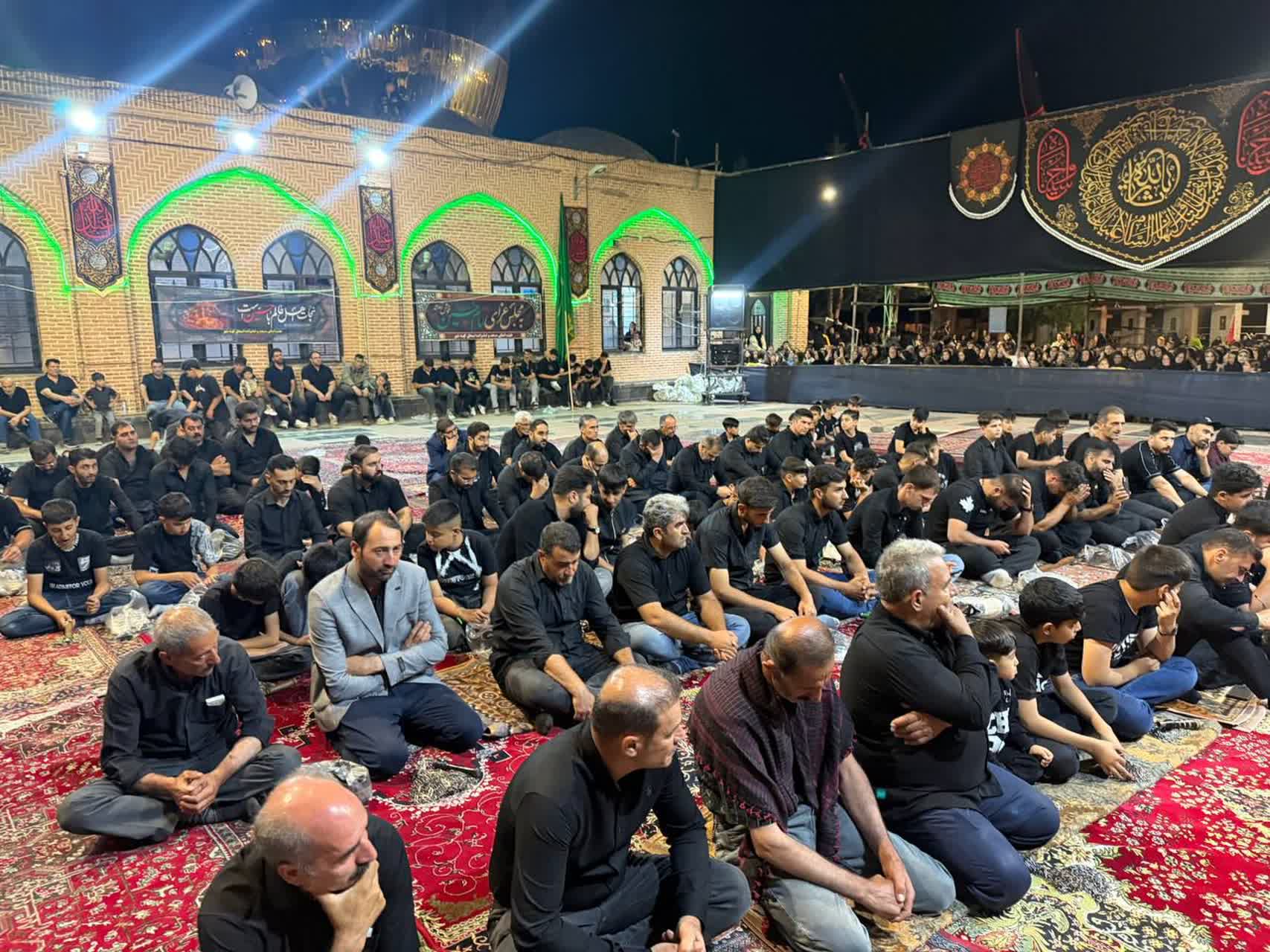 حضور فرماندار شهرستان سلماس بهمراه دادستان عمومی و انقلاب در مراسم عزاداری مساجد و هیئات حسینی