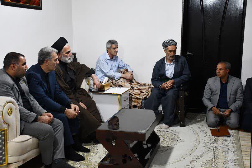 💢 دیدار فرماندار سلماس با معلم آزاده و جانباز در قالب طرح سپاس