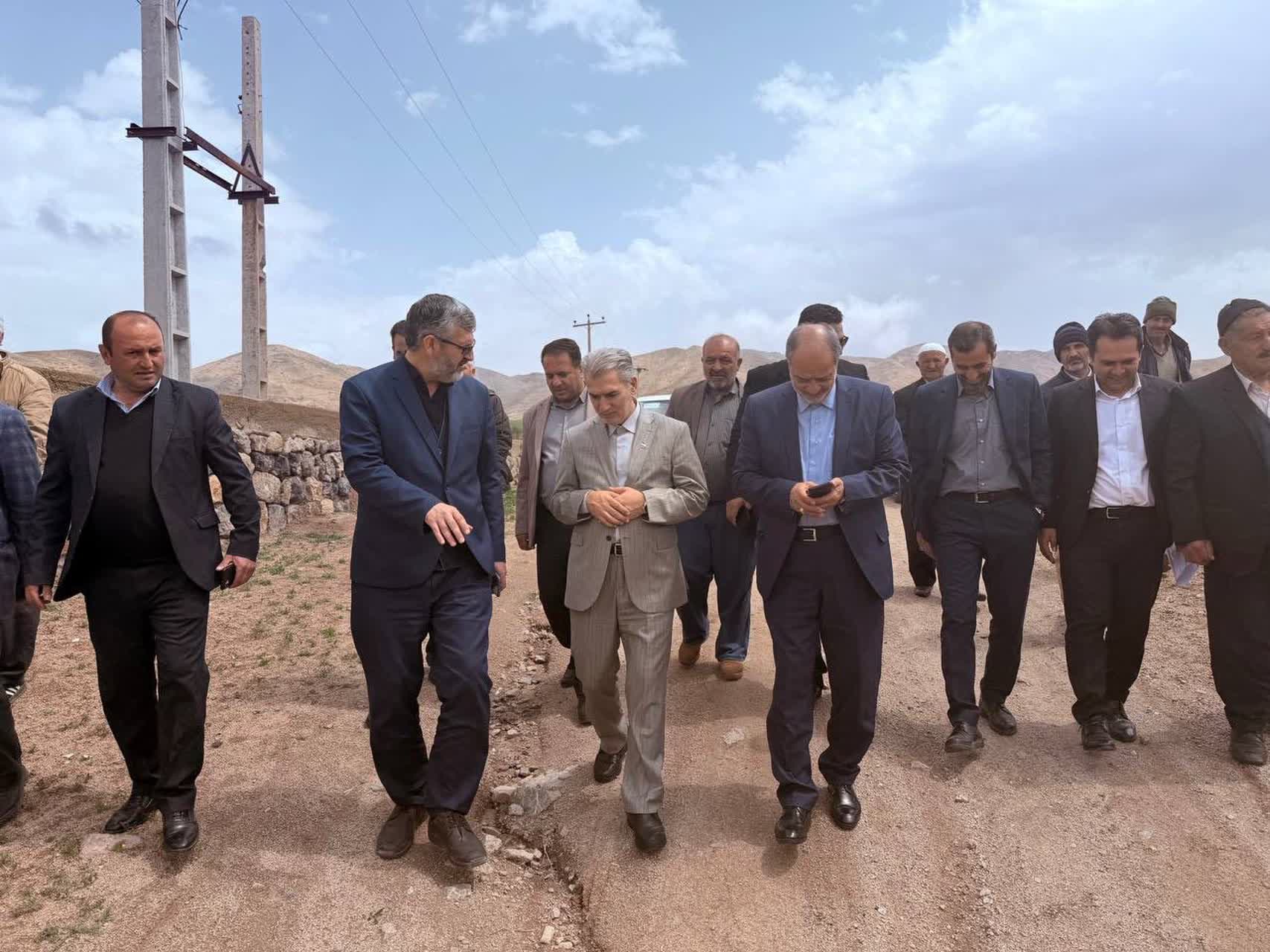 بازدید از پروژه‌های بنیاد برکت در سلماس؛ اصلاح آبیاری روستای ایستی‌سو با اعتبار 7 میلیارد تومان