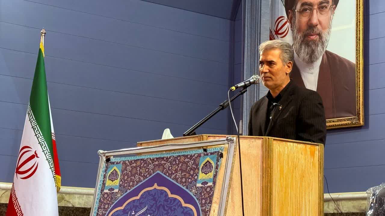 سخنرانی فرماندار شهرستان سلماس پیش از خطبه‌های نماز جمعه در مصلای امام خمینی(ره)
