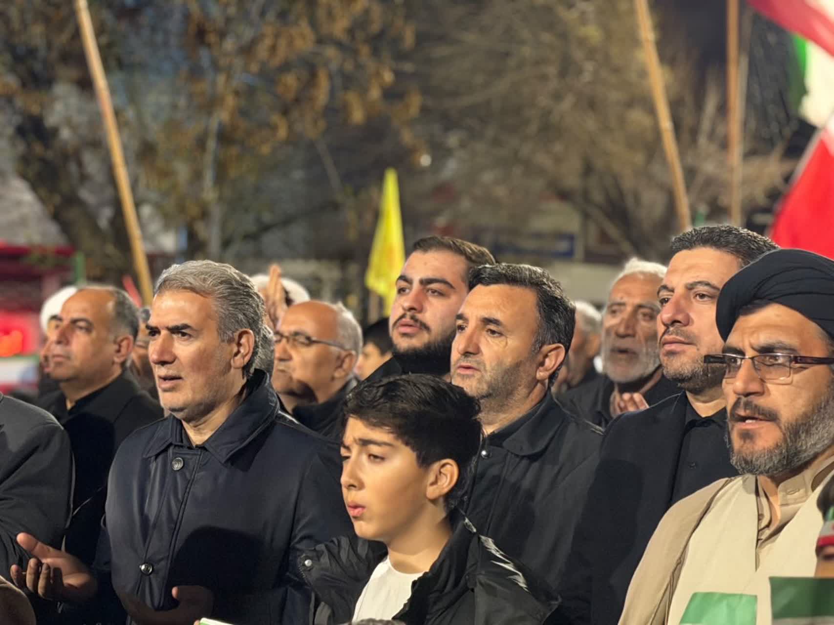 سلماسِ قهرمان امشب هم آمد به میدان