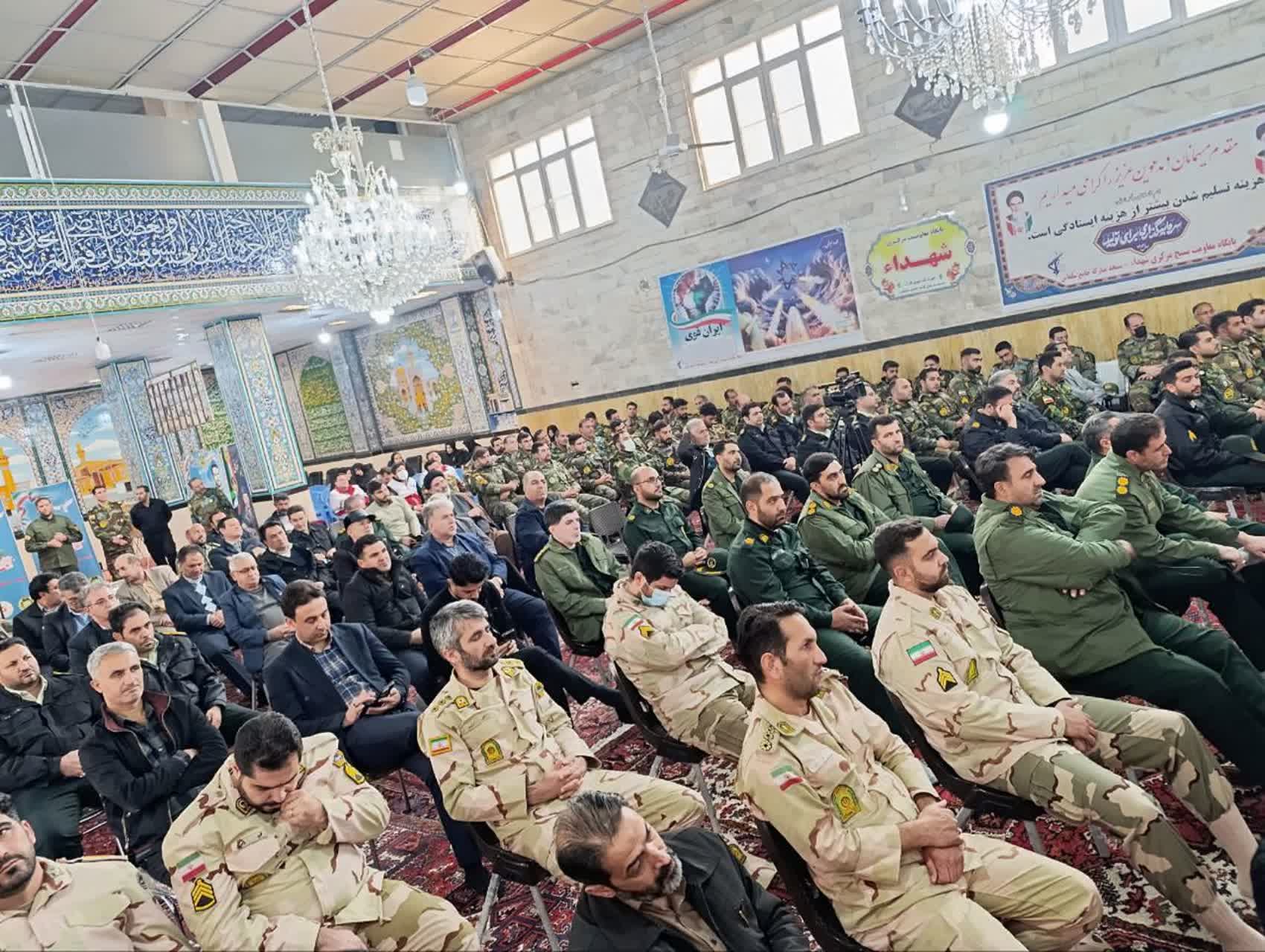 کنگره 12 هزار شهید آذربایجان غربی به همت تیپ 264 ارتش با حضور امیر  دریادار دوم رضا عباسی مشاوره فرماندهی ارتش جمهوری اسلامی ایران و فرماندار سلماس ، نیروهای نظامی و انتظامی و مسئولین و آحاد مردم در م