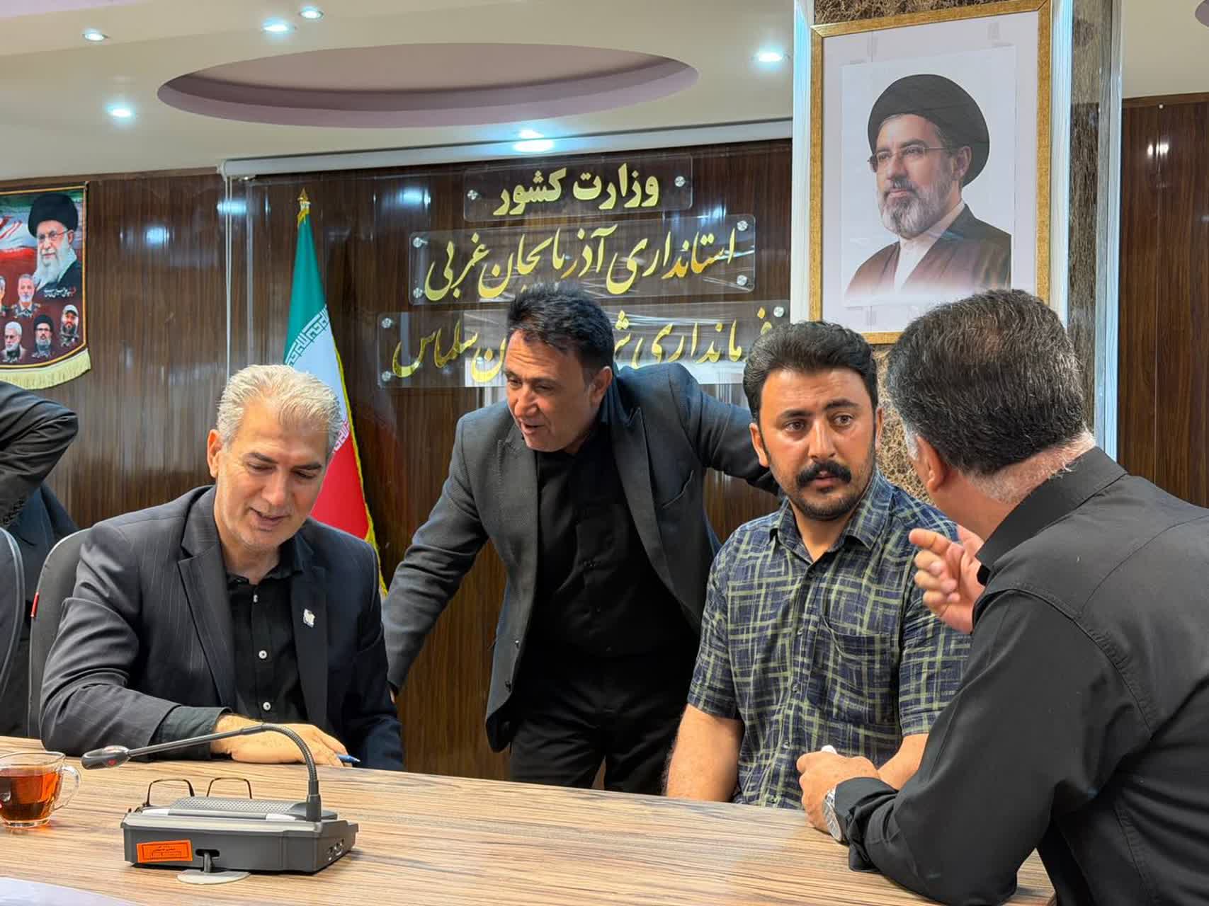 میز ارتباطات مردمی فرمانداری شهرستان سلماس