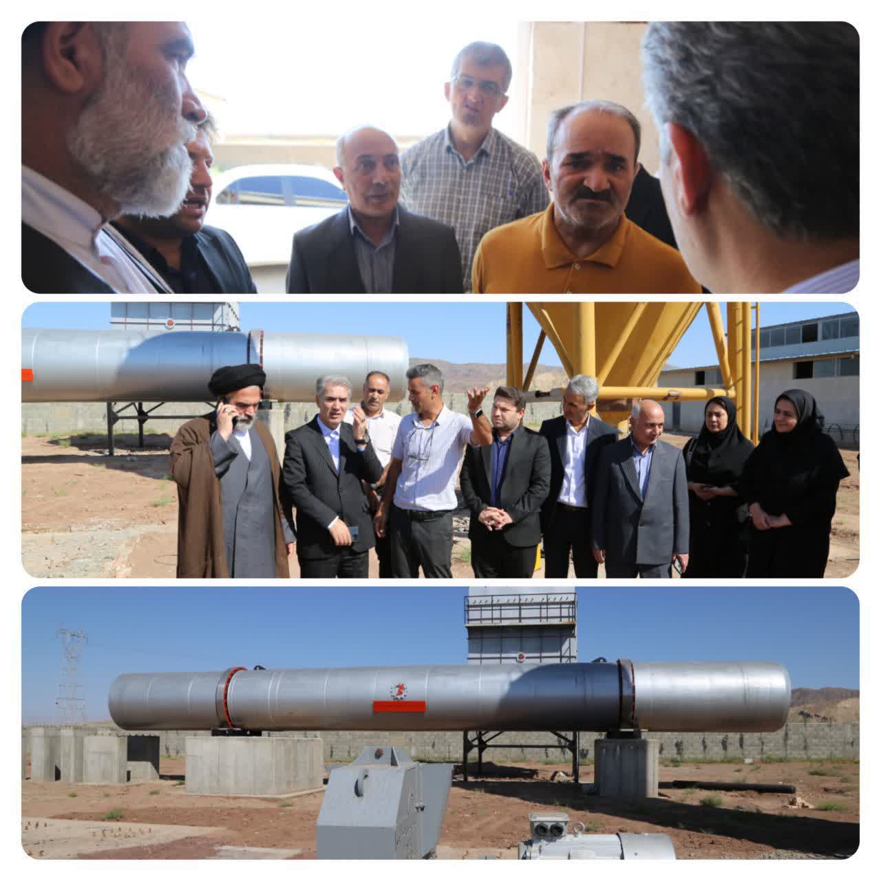 به گزارش روابط عمومی فرمانداری سلماس، در راستای اجرای برنامه هفتگی «دوشنبه‌های تولید»، روز دوشنبه 24 شهریور، علی علائی فرماندار سلماس به همراه امام جمعه محترم شهرستان و جمعی از مسئولان ادارات، از چند