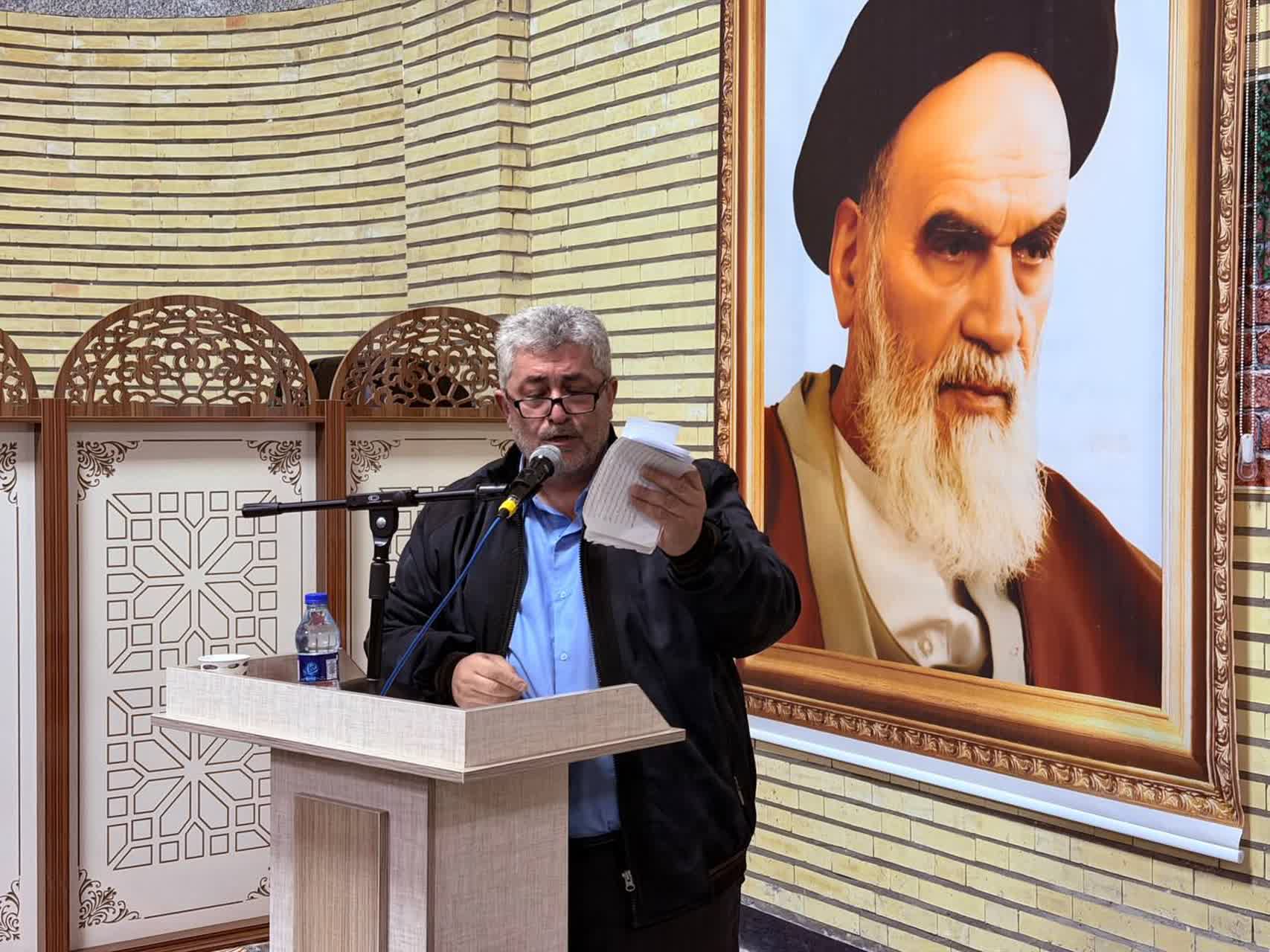 🇮🇷چهل و هفتمین فجر پیروزی🇮🇷  نشست جهاد تبیین ویژه مادحین و ذاکرین اهل بیت(ع) در سلماس برگزار شد