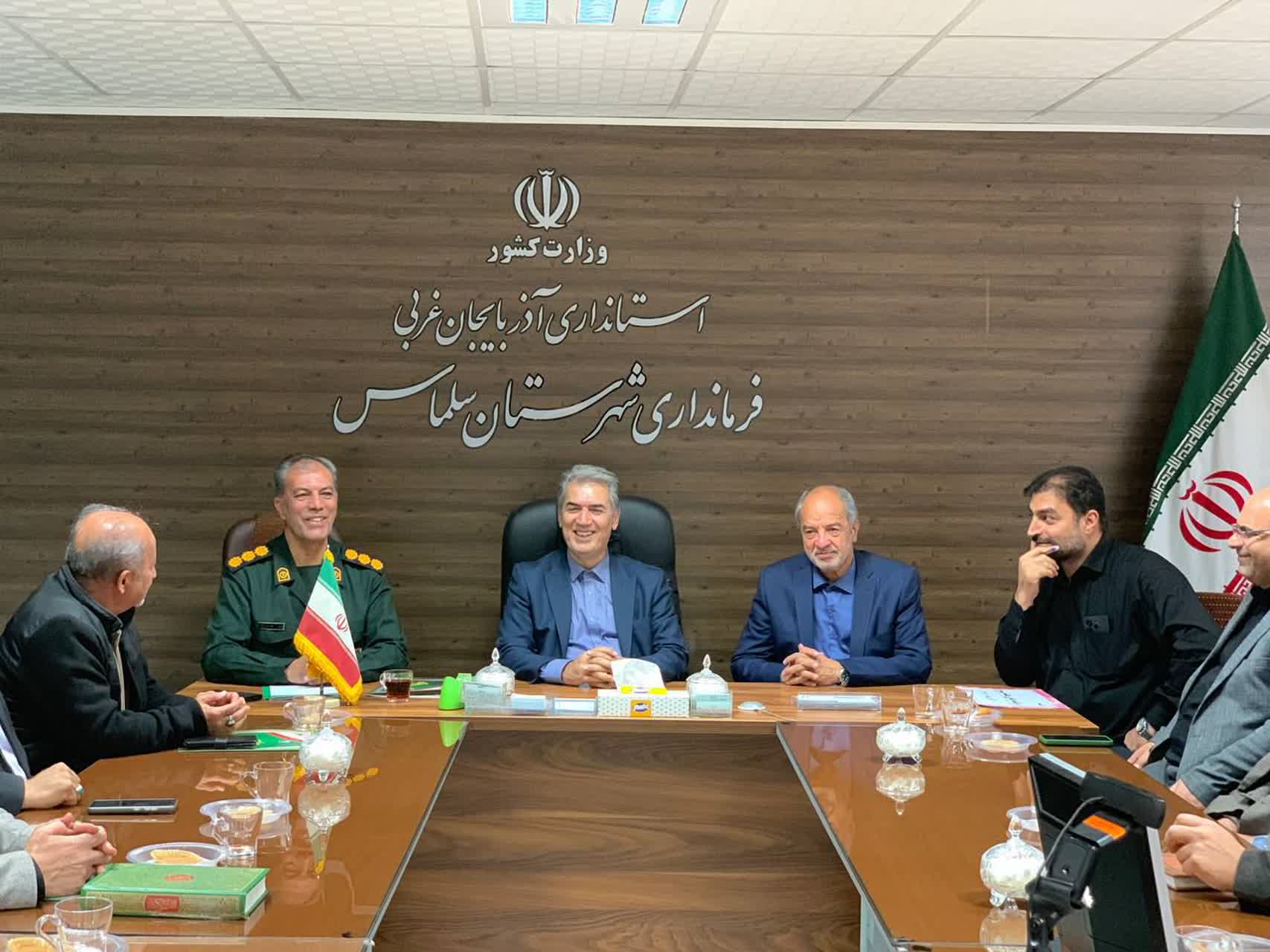 🇮🇷 سلماس آماده اجرای برنامه‌های هفته بسیج شد