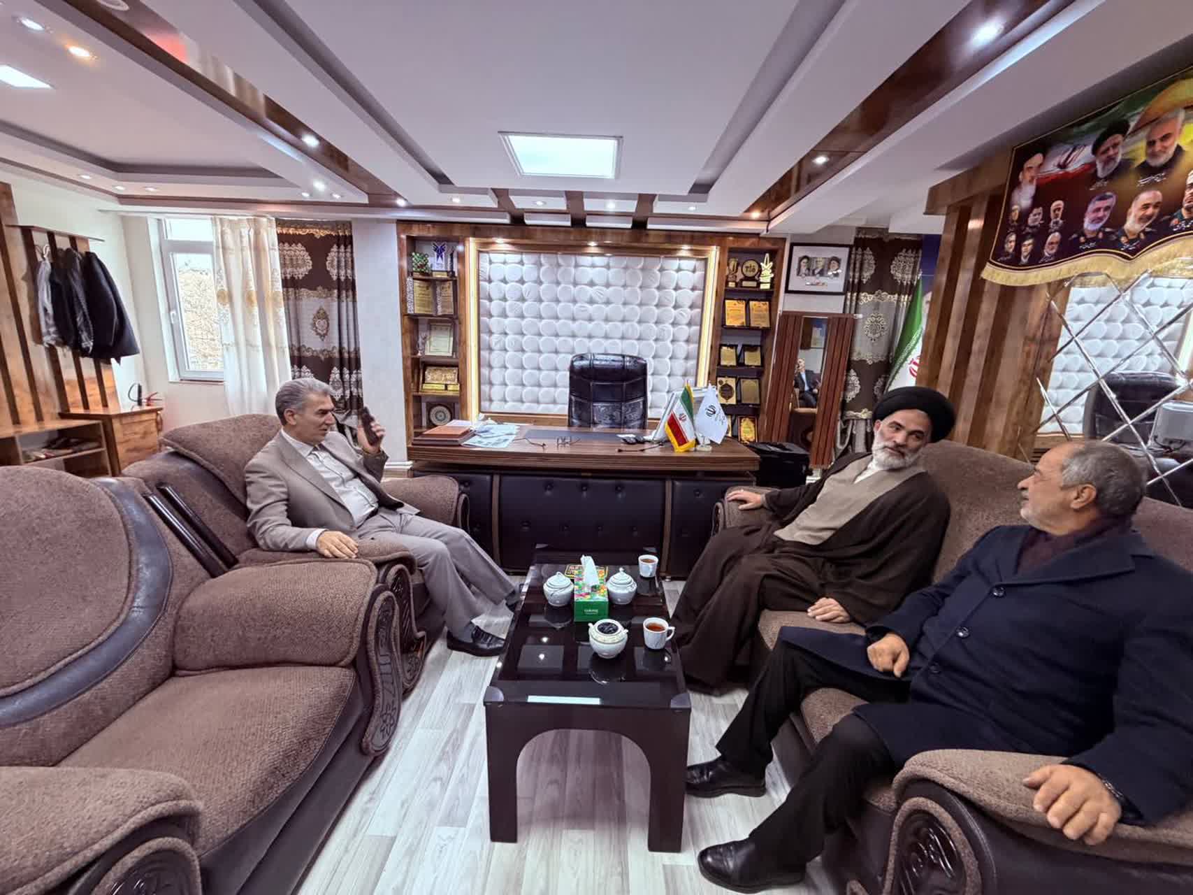 🔹دیدار امام جمعه و نماینده مردم سلماس در مجلس شورای اسلامی با فرماندار سلماس