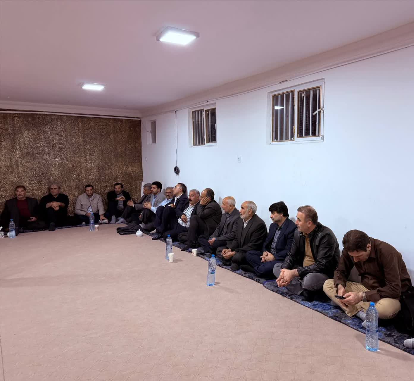 جلسه هم‌اندیشی با خیرین شاخص سلماس برای برگزاری جشن گلریزان سال 1404