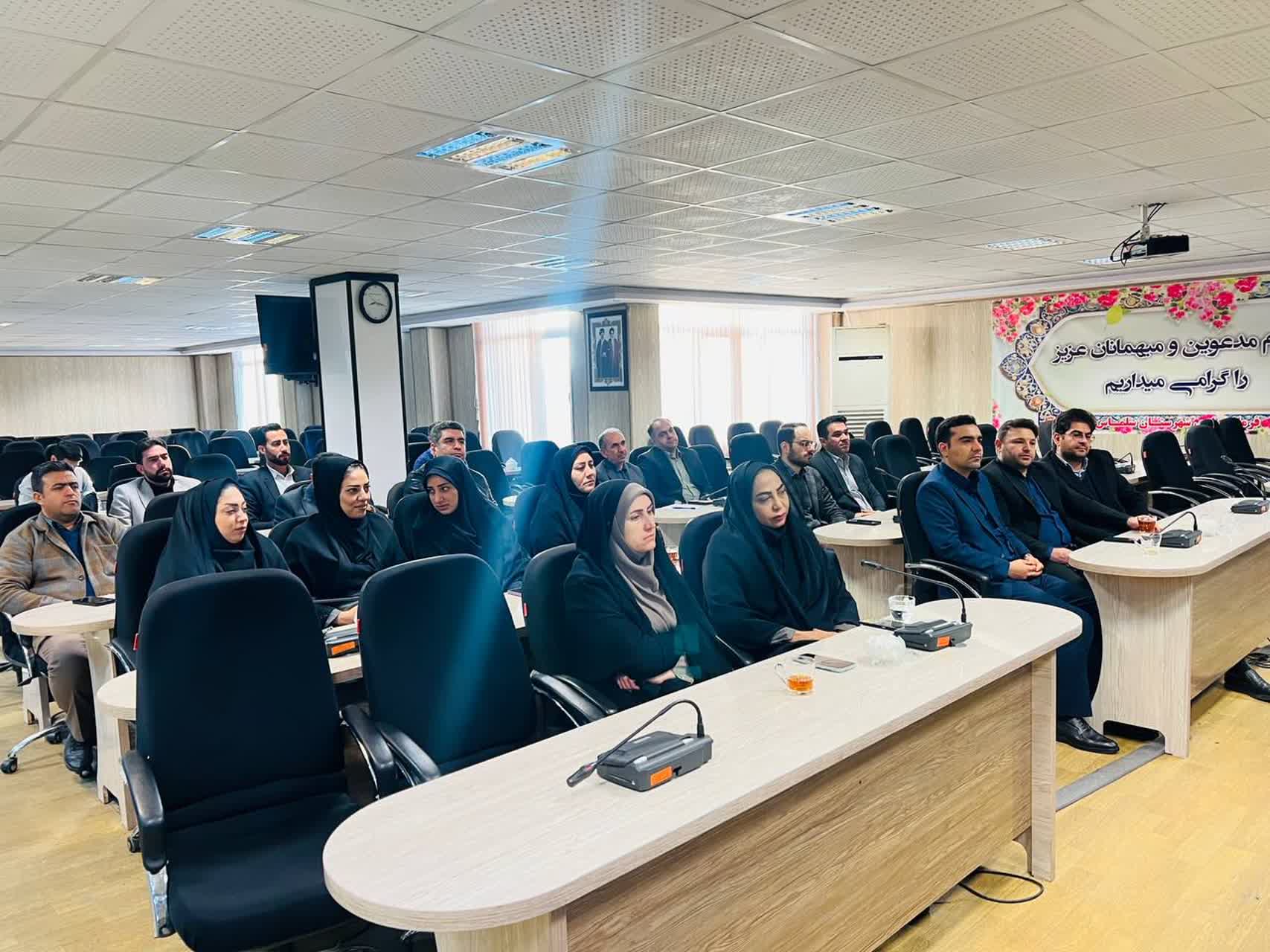 برگزاری جلسه شورای معاونین و بخشداران فرمانداری شهرستان سلماس