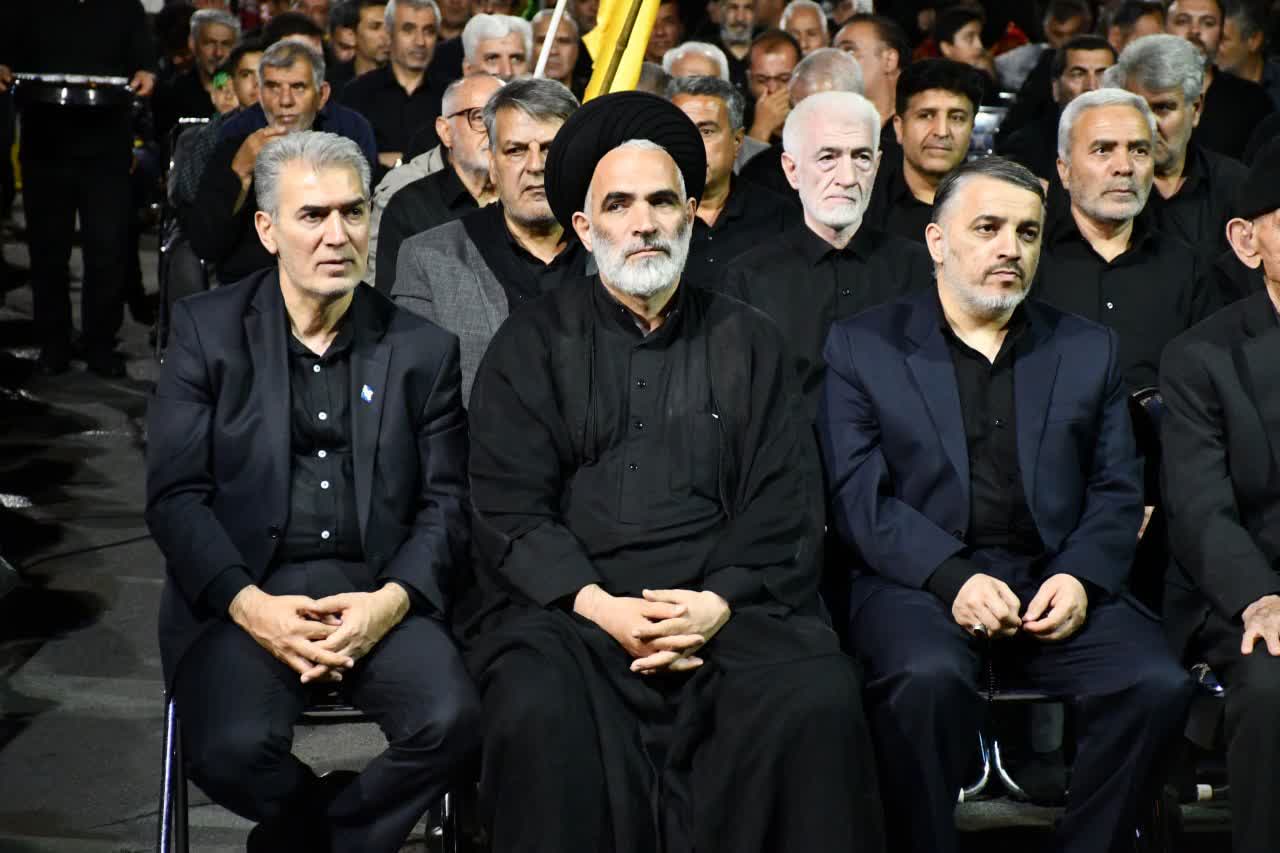 برگزاری باشکوه آیین «احلی من العسل» در شهرستان سلماس و تجدید میثاق دانش‌آموزان با آرمان‌های حسینی در صدو دوازدهمین شب از تجمعات مردمی شهرستان