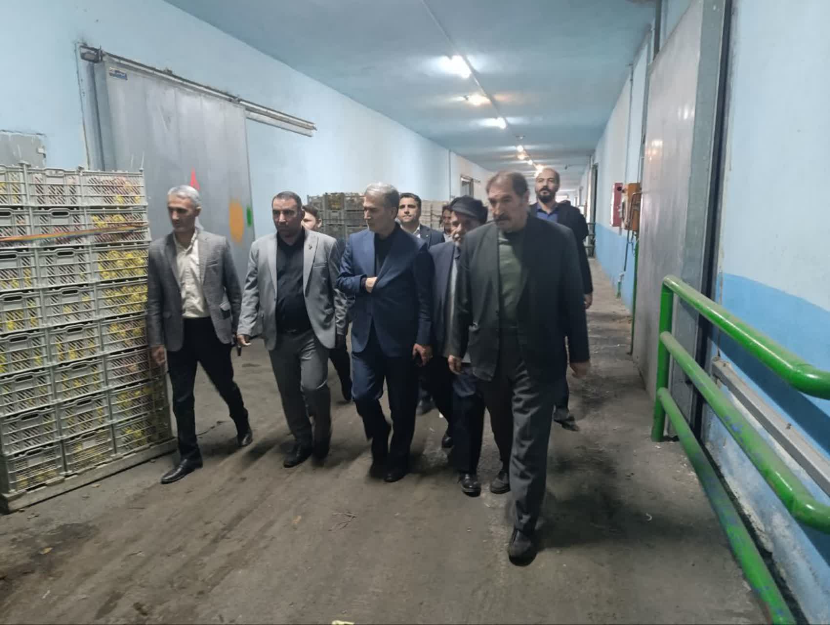 بازدید فرماندار سلماس از دو واحد تولیدی