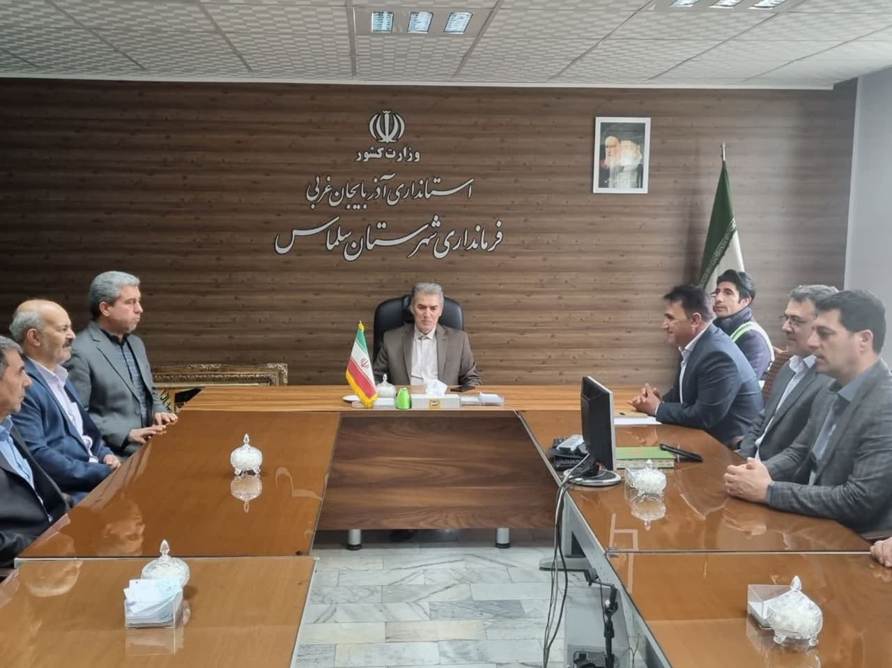 دیدار مجموعه همکاران اداره گاز شهرستان سلماس با فرماندار جدید سلماس