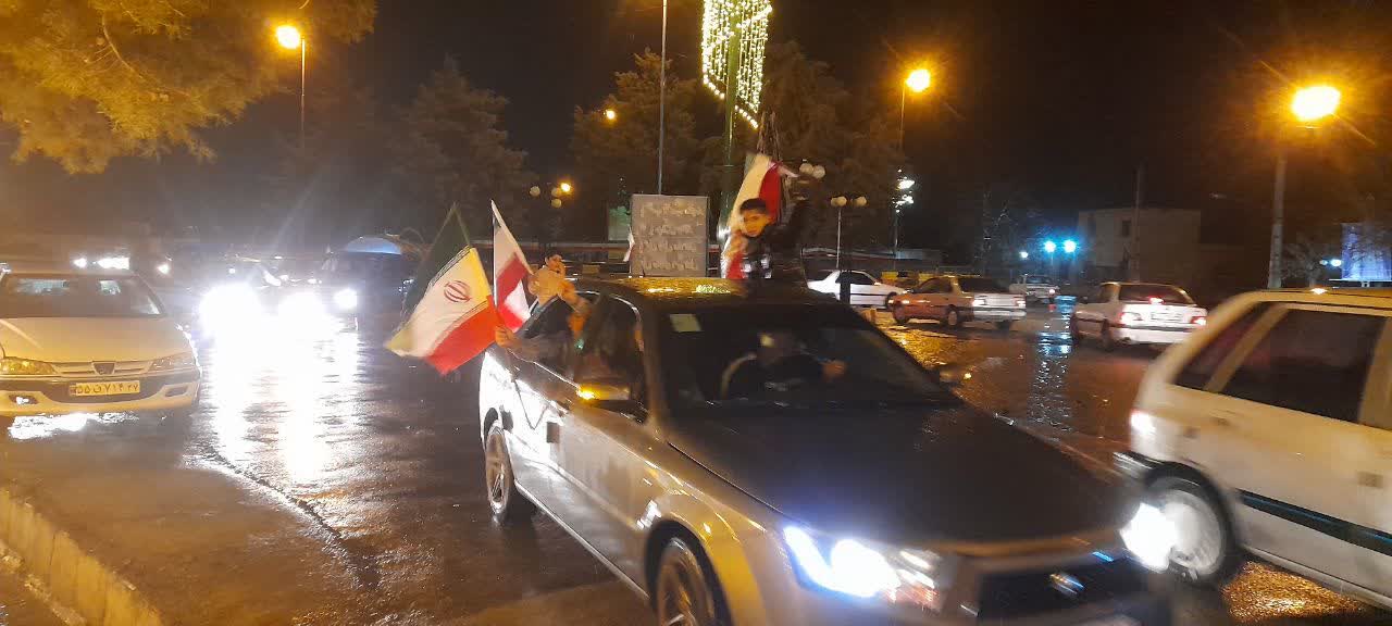 کاروان خودرویی خود جوش کهنه شهر سلماس در راستای خونخواهی از رهبر شهید و اطاعت از فرامین رهبر معظم انقلاب حضرت آیت الله سید مجتبی خامنه ای(مد ظله العالی)