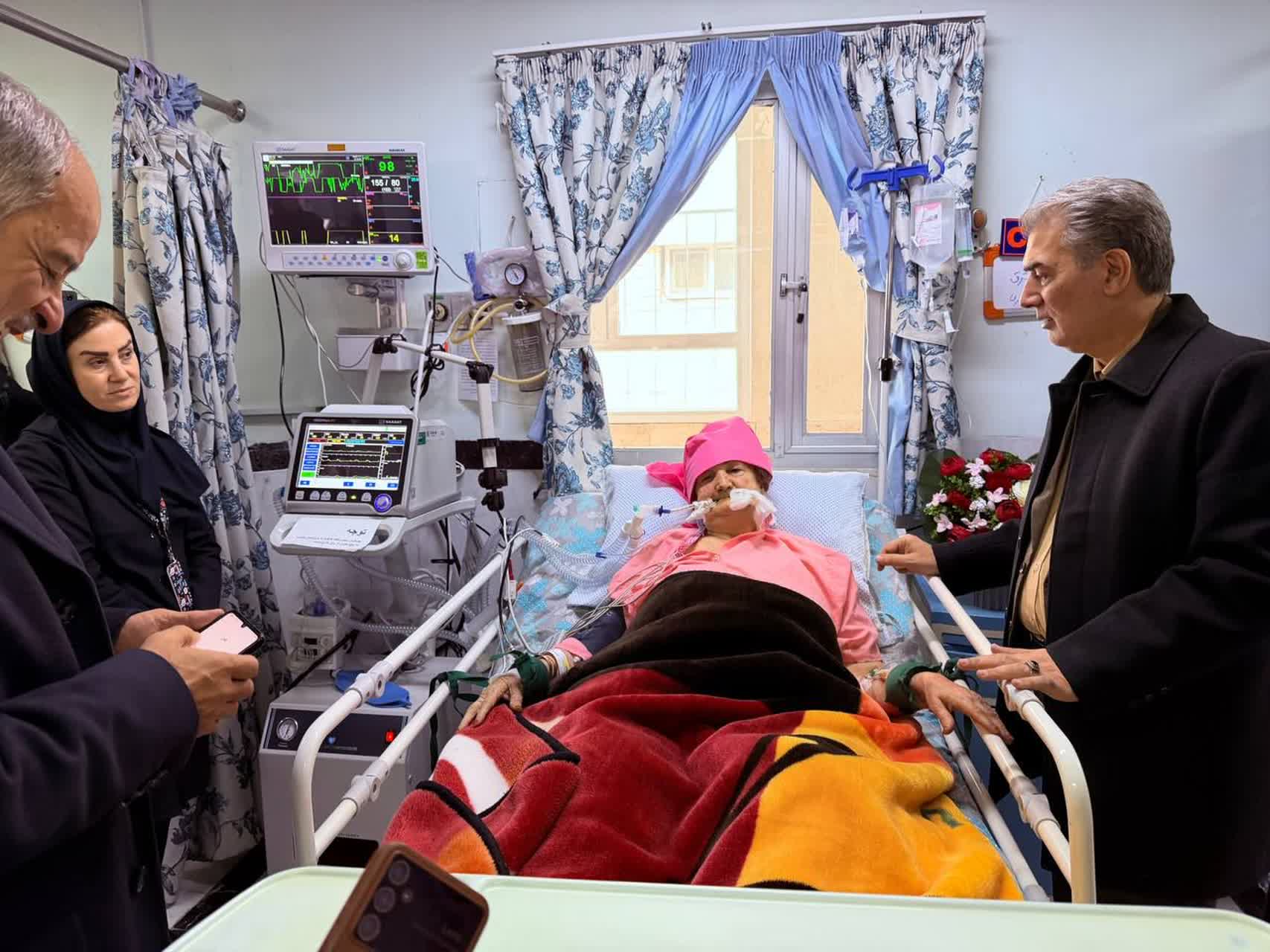 🇮🇷چهل و هفتمین فجر پیروزی🇮🇷  بازدید فرماندار و نماینده مردم سلماس در مجلس شورای اسلامی از بیمارستان خاتم‌الانبیا(ص)