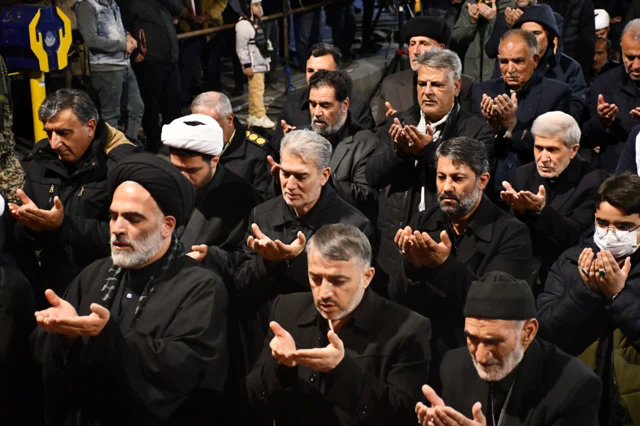 برگزاری نماز استغاثه به امام زمان در سلماس