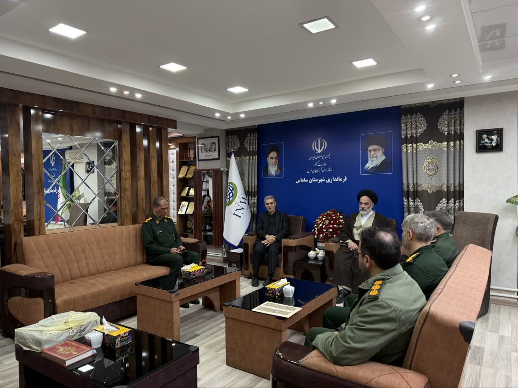 امام جمعه و فرمانده سپاه سلماس با فرماندار جانباز دیدار کردند