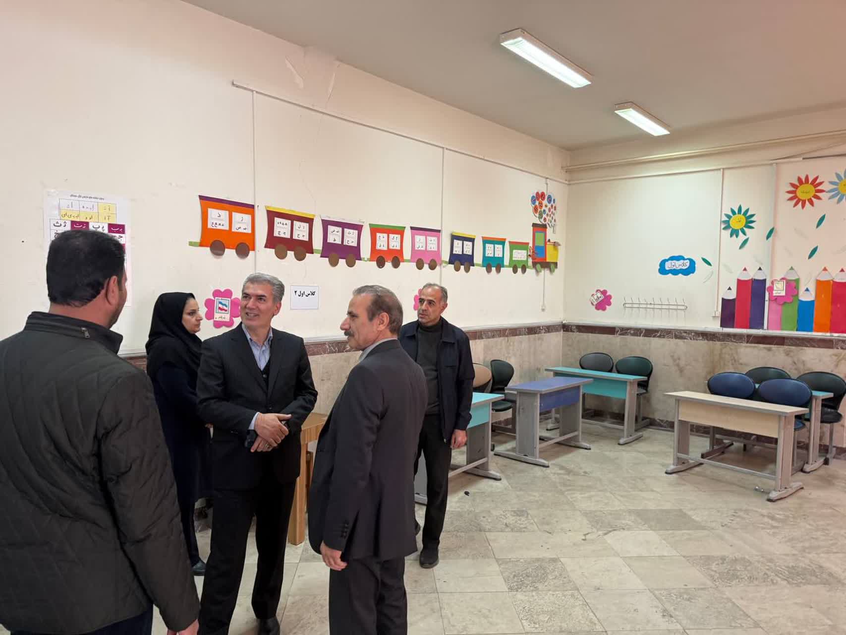 بازدید فرماندار شهرستان سلماس از مدرسه سما دانشگاه آزاد اسلامی واحد سلماس