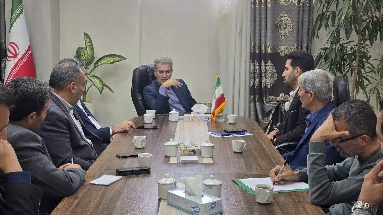 جلسه کارگروه ساماندهی مبادی ورودی و خروجی شهرستان سلماس