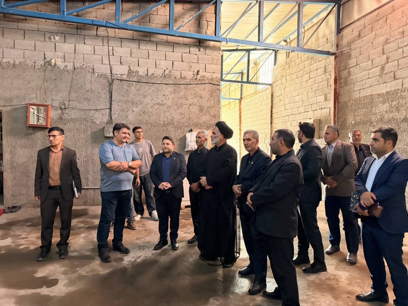 بازدید امام جمعه، فرماندار، دادستان، بخشدار و اعضای کارگروه رفع موانع تولید از واحدهای تولیدی و دامداری شهرستان