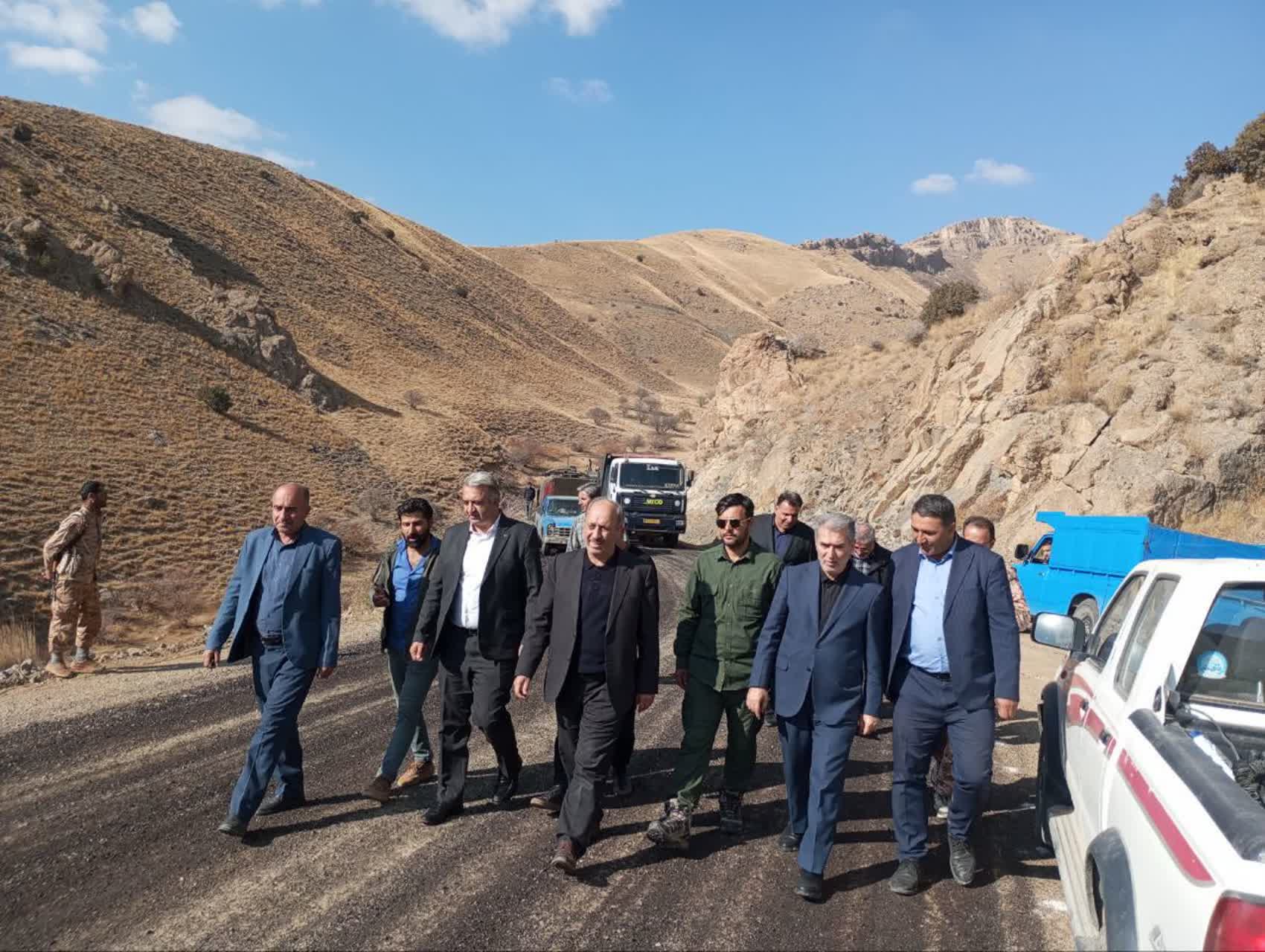 🔹 بازدید فرماندار سلماس از محور خشیلان و بررسی روند اجرای پروژه‌های عمرانی روستایی