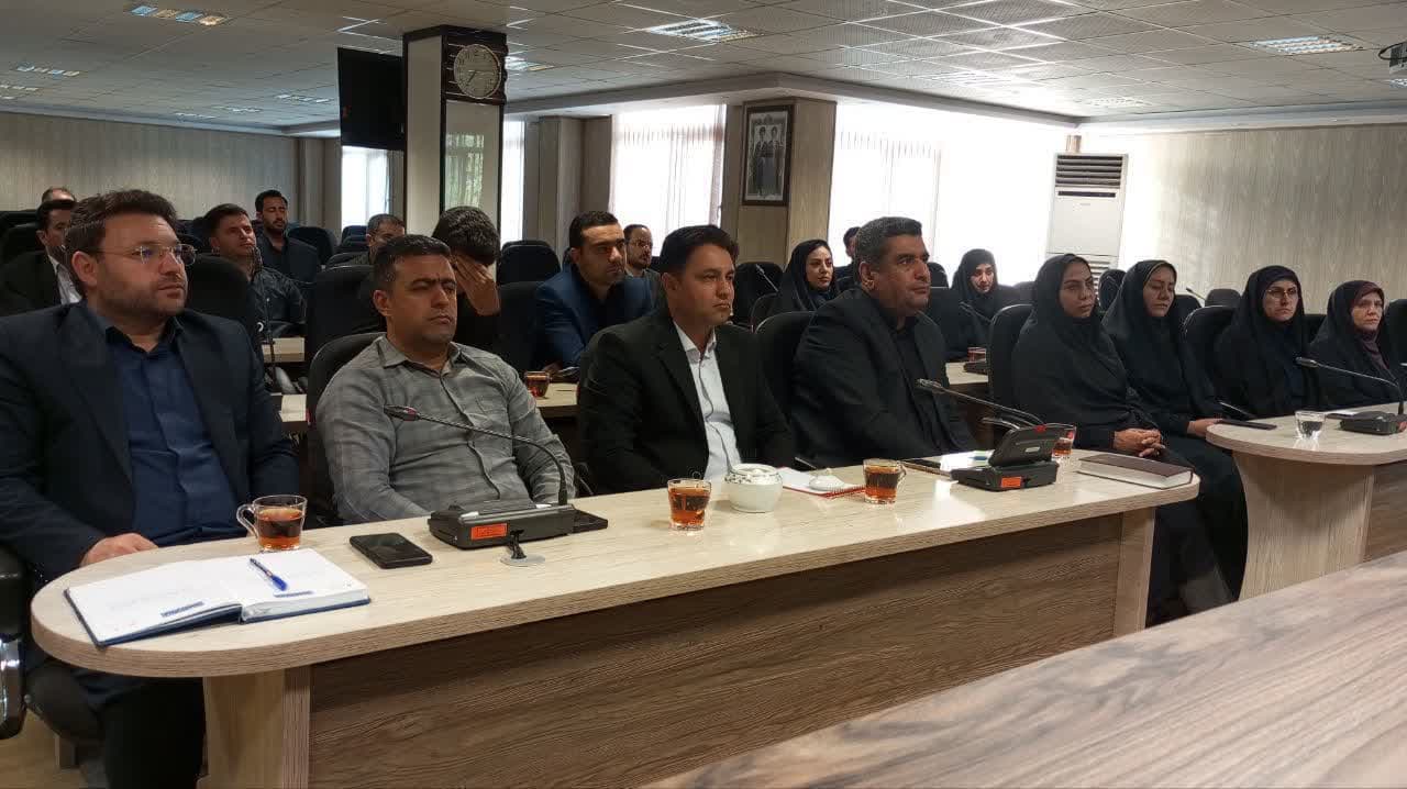 🔹 تأکید فرماندار سلماس بر نقش کلیدی کارکنان در تحقق رضایتمندی عمومی