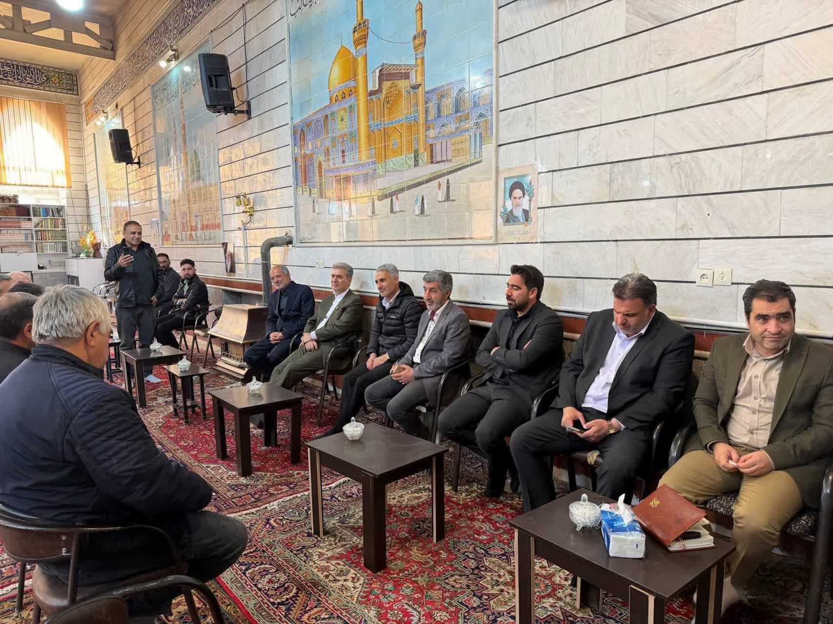 بازدید فرماندار و نماینده مردم شریف سلماس در مجلس شورای اسلامی از روستای سوره در قالب کاروان خدمت