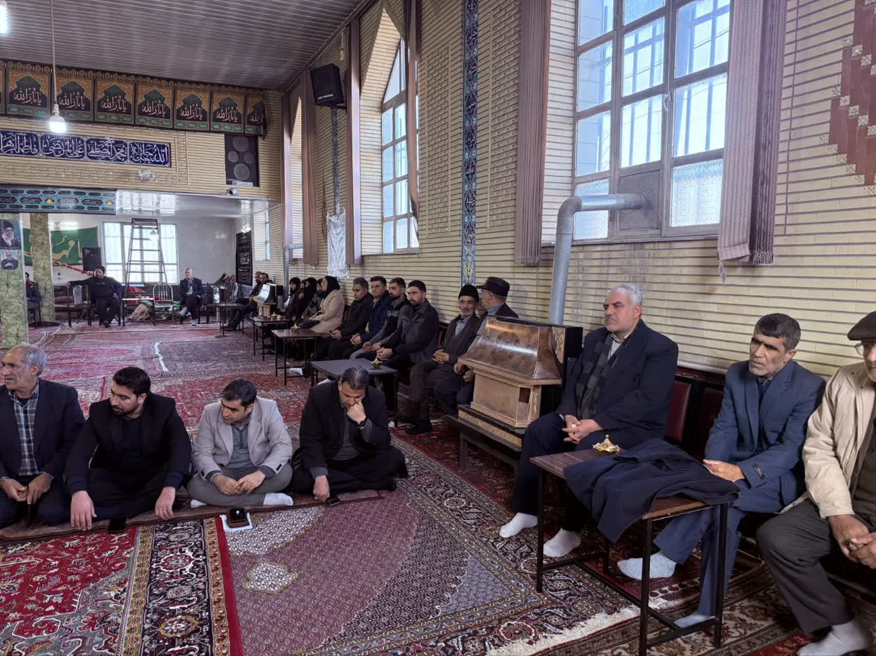 ✅️ نهضت خدمت‌رسانی در قلب بخش مرکزی؛ برپایی میز خدمت جهادی با حضور نماینده و فرماندار در 5 روستا