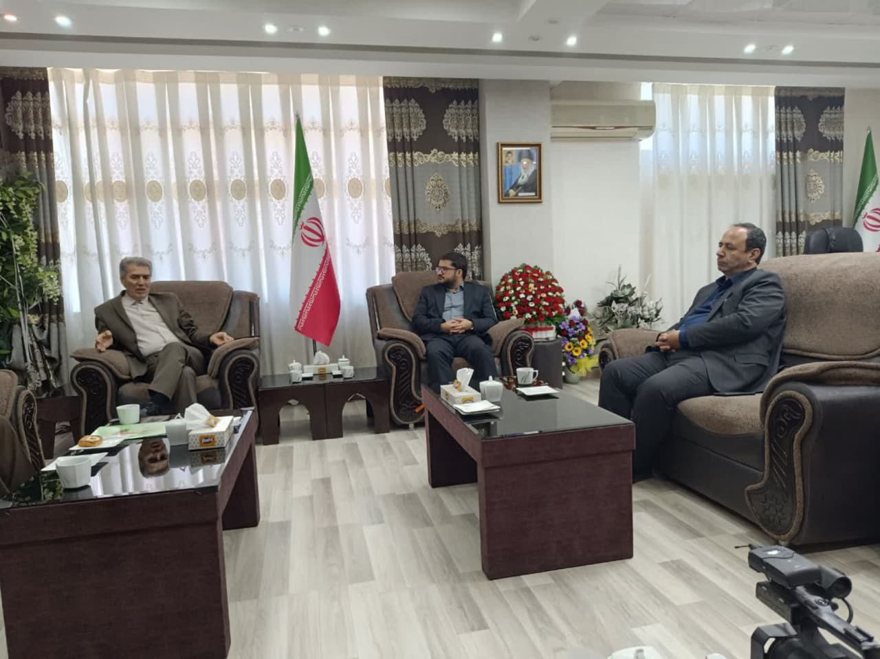 دیدار مدیر کل بنیاد شهید با فرماندار سلماس