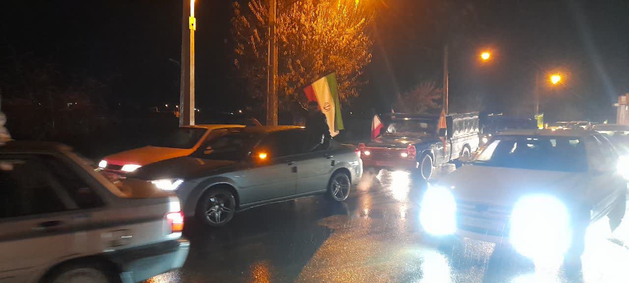 کاروان خودرویی خود جوش کهنه شهر سلماس در راستای خونخواهی از رهبر شهید و اطاعت از فرامین رهبر معظم انقلاب حضرت آیت الله سید مجتبی خامنه ای(مد ظله العالی)