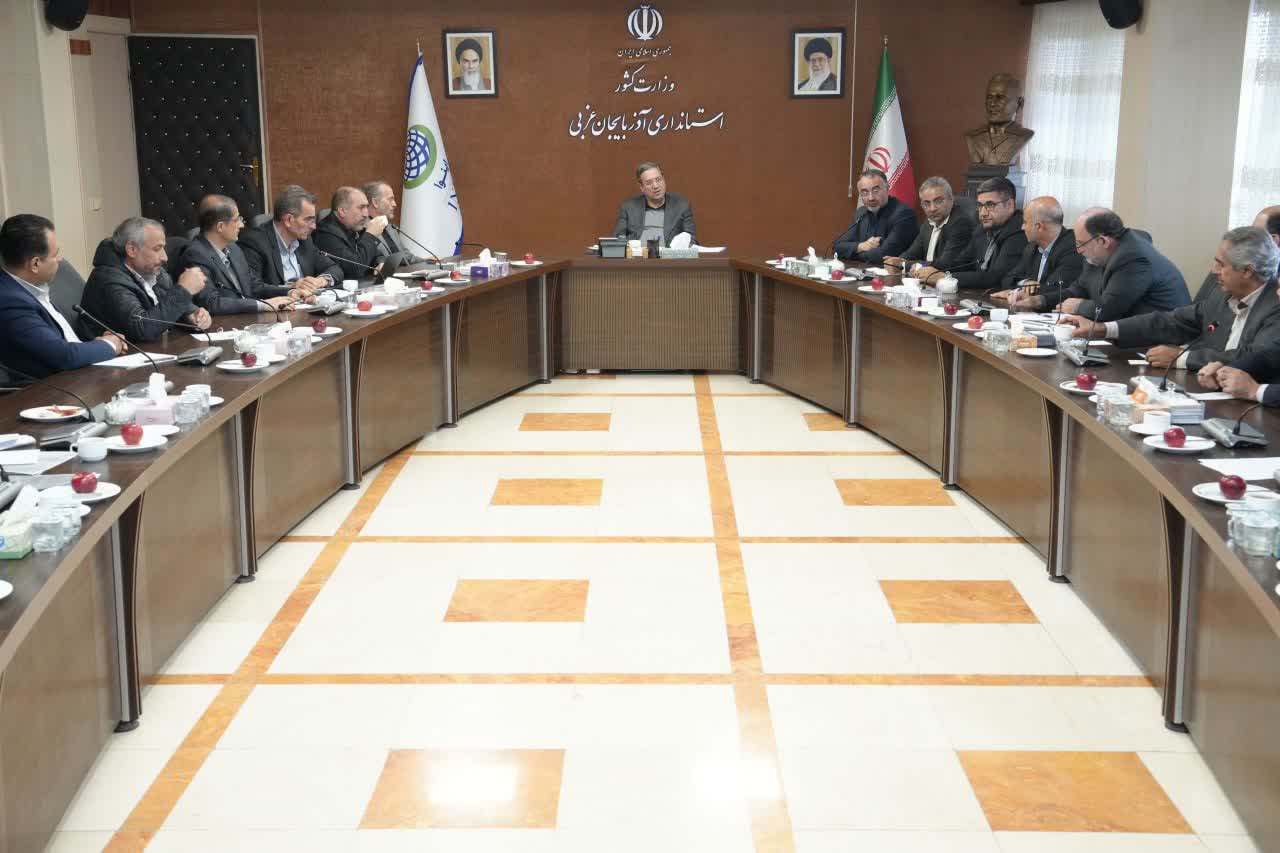 تأکید استاندار آذربایجان‌غربی بر ضرورت اطلاع‌رسانی دقیق در شرایط آلودگی هوا