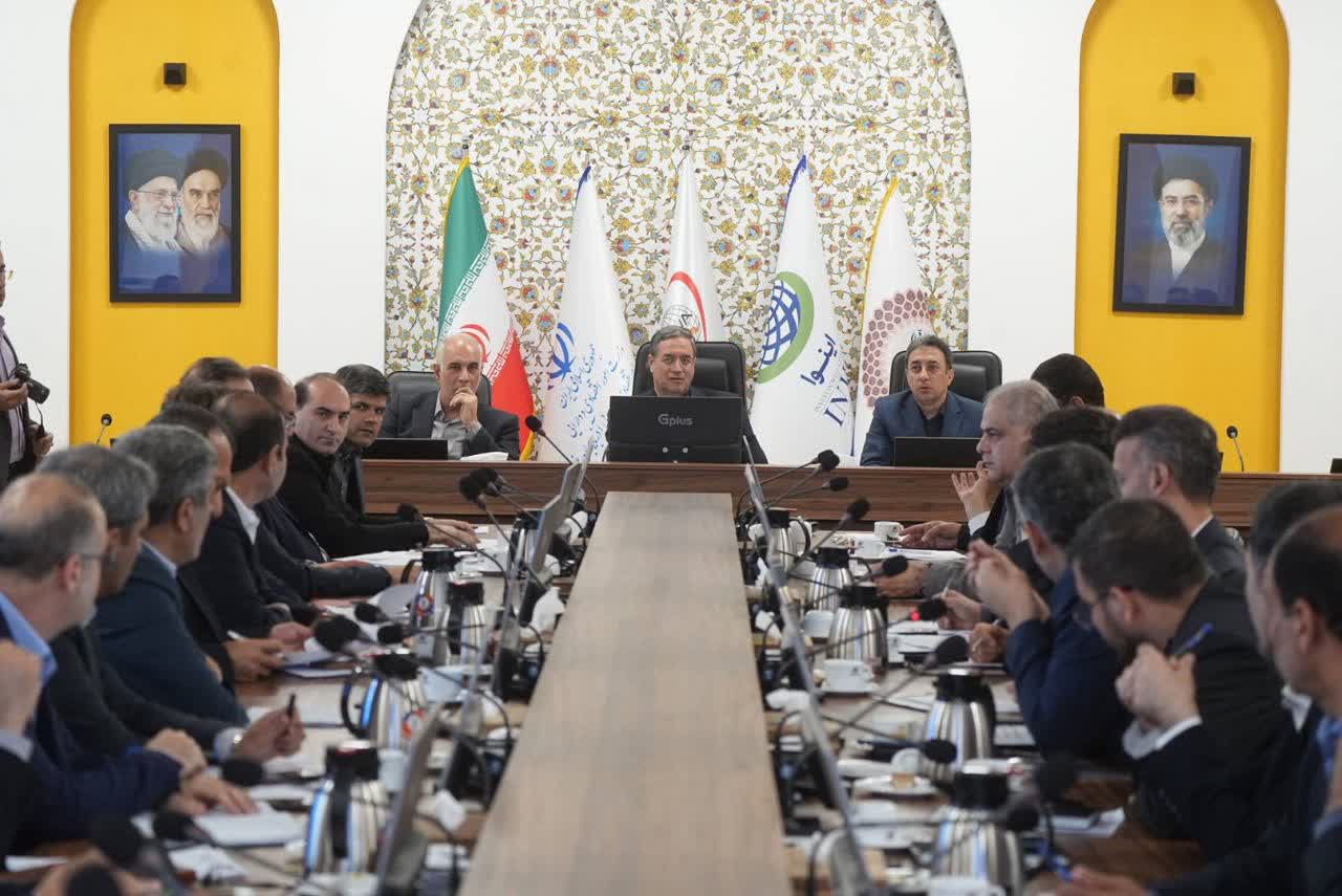 به ریاست استاندار آذربایجان‌غربی انجام شد؛ برگزاری جلسه هماهنگی تأمین مالی بخش تولید آذربایجان‌غربی