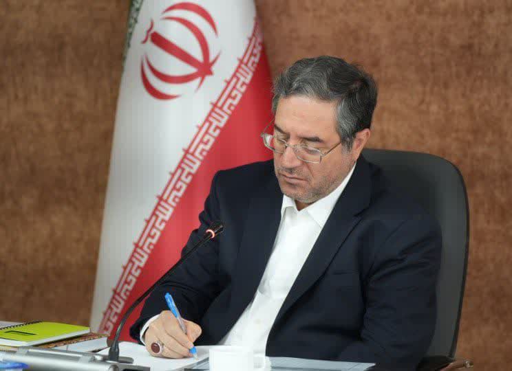 پیام تسلیت استاندار آذربایجان‌غربی در پی درگذشت مادر شهیدان ورمزیار  🔸پیام تسلیت رضا رحمانی استاندار آذربایجان‌غربی در پی درگذشت مادر شهیدان ورمزیار منتشر شد.  🔸در این پیام آمده است: