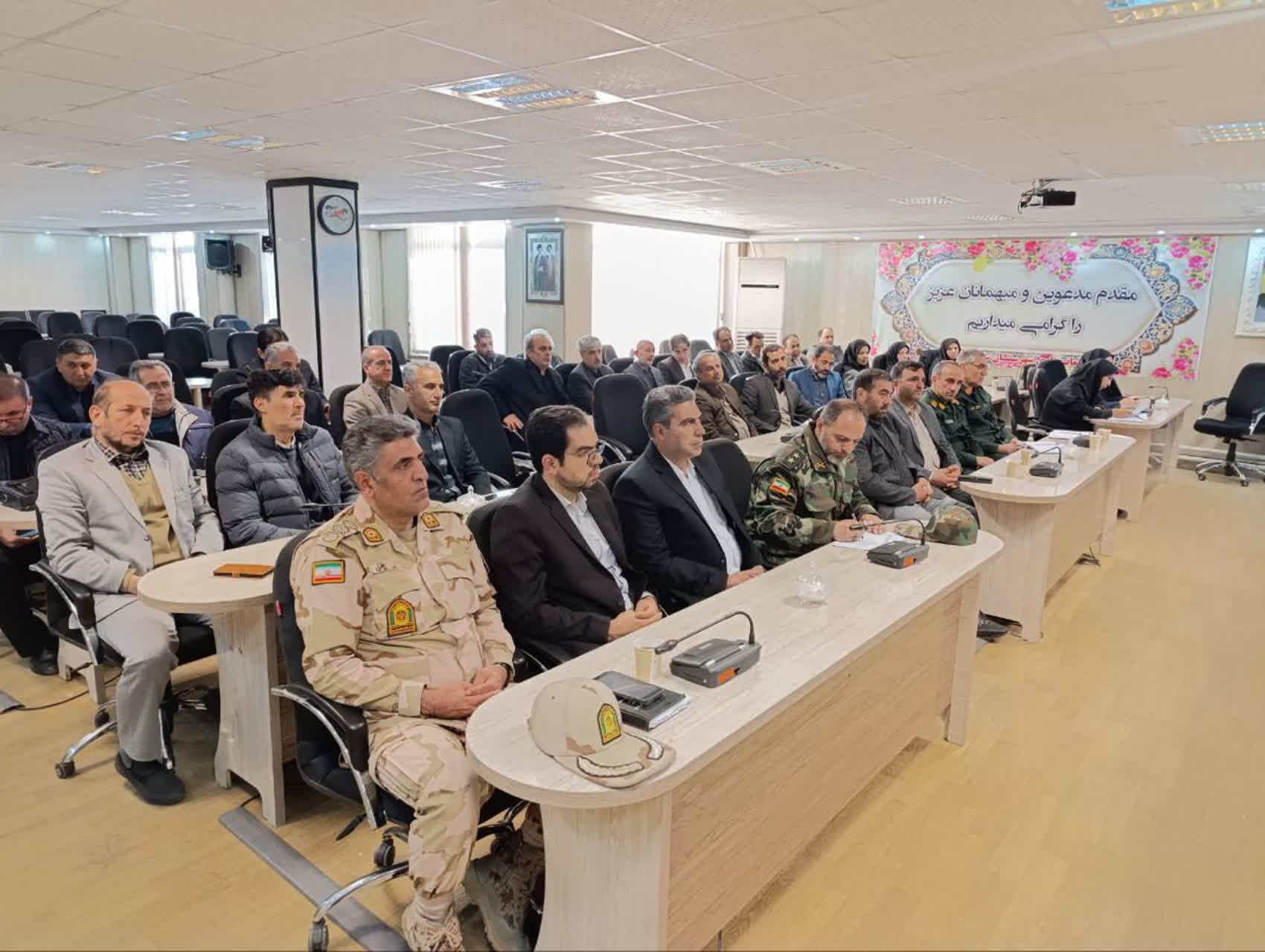 🔰عزم جدی شهرستان سلماس برای پیوند نسل جوان با فرهنگ ایثار: اعزام 750 جوان سلماسی به سرزمین های نور در پنج مرحله ​  با هدف ترویج فرهنگ مقاومت و خودباوری، نشست ستاد هماهنگی اعزام کاروان‌های راهیان نور