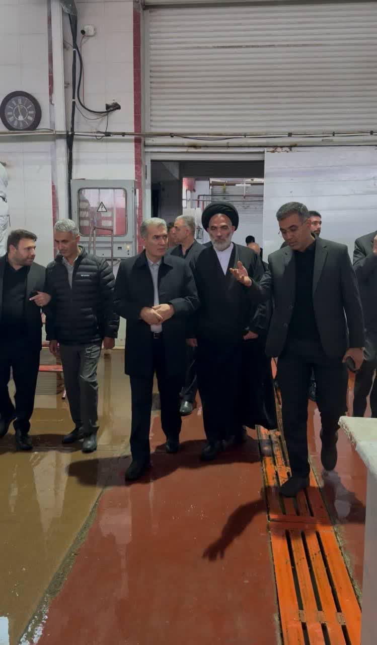 ⭕️ بازدید فرماندار سلماس از واحدهای تولیدی شهرک صنعتی با هدف رفع موانع و حمایت از تولید