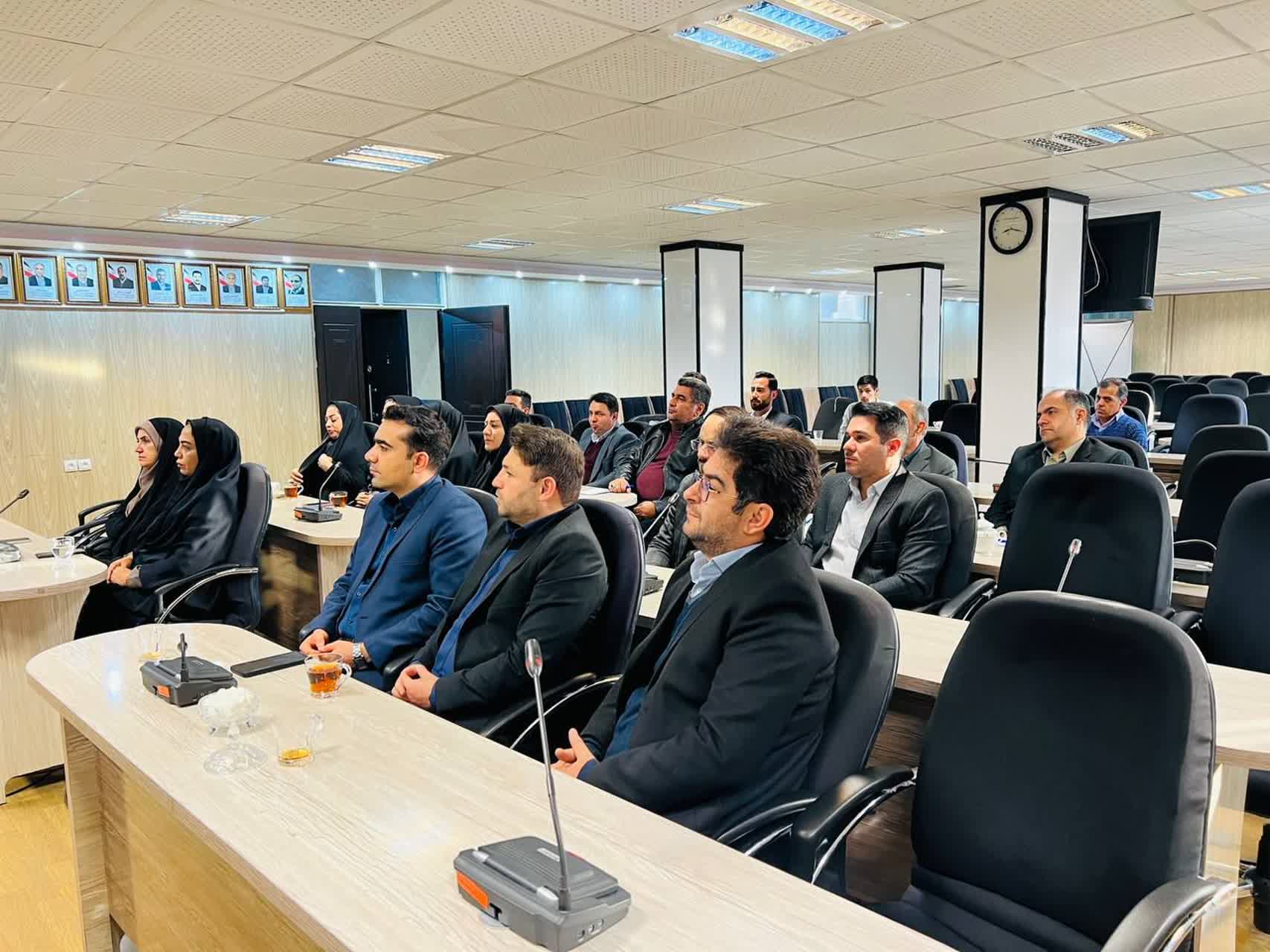 برگزاری جلسه شورای معاونین و بخشداران فرمانداری شهرستان سلماس