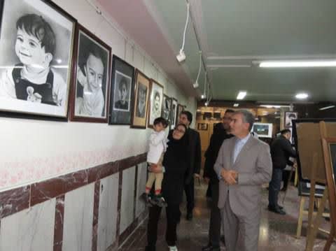 افتتاح نهمین نمایشگاه گروهی طراحی و نقاشی در سلماس