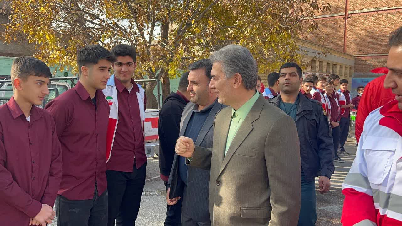 ⭕️مانور سراسری ایمنی در برابر زلزله در سلماس برگزار شد