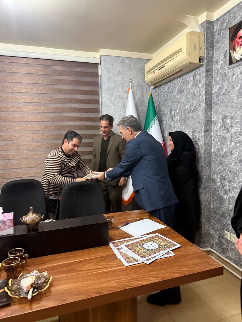 ✳️ نخستین نشست فرماندار سلماس با نخبگان دارای معلولیت برگزار شد