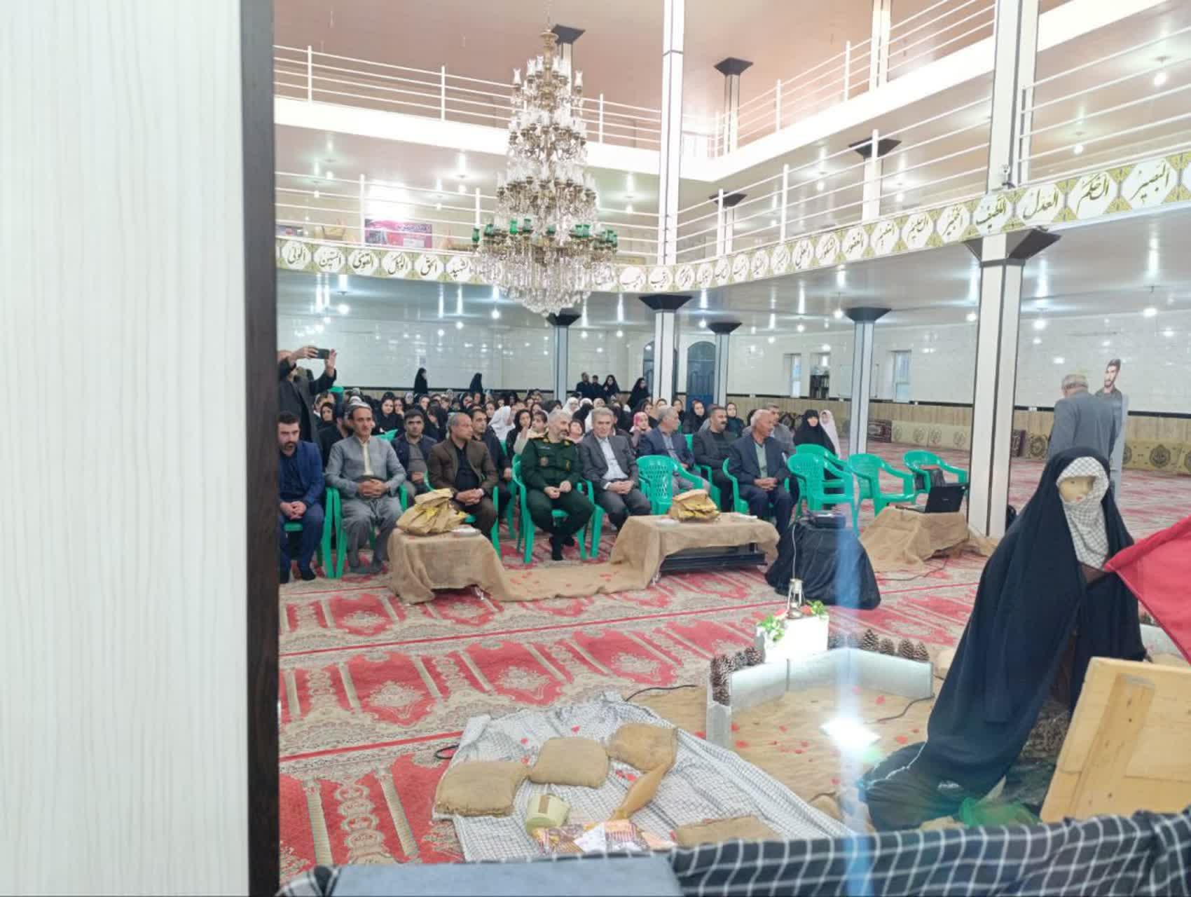 برگزاری یادواره علمداران زینبی در سلماس با حضور فرماندار