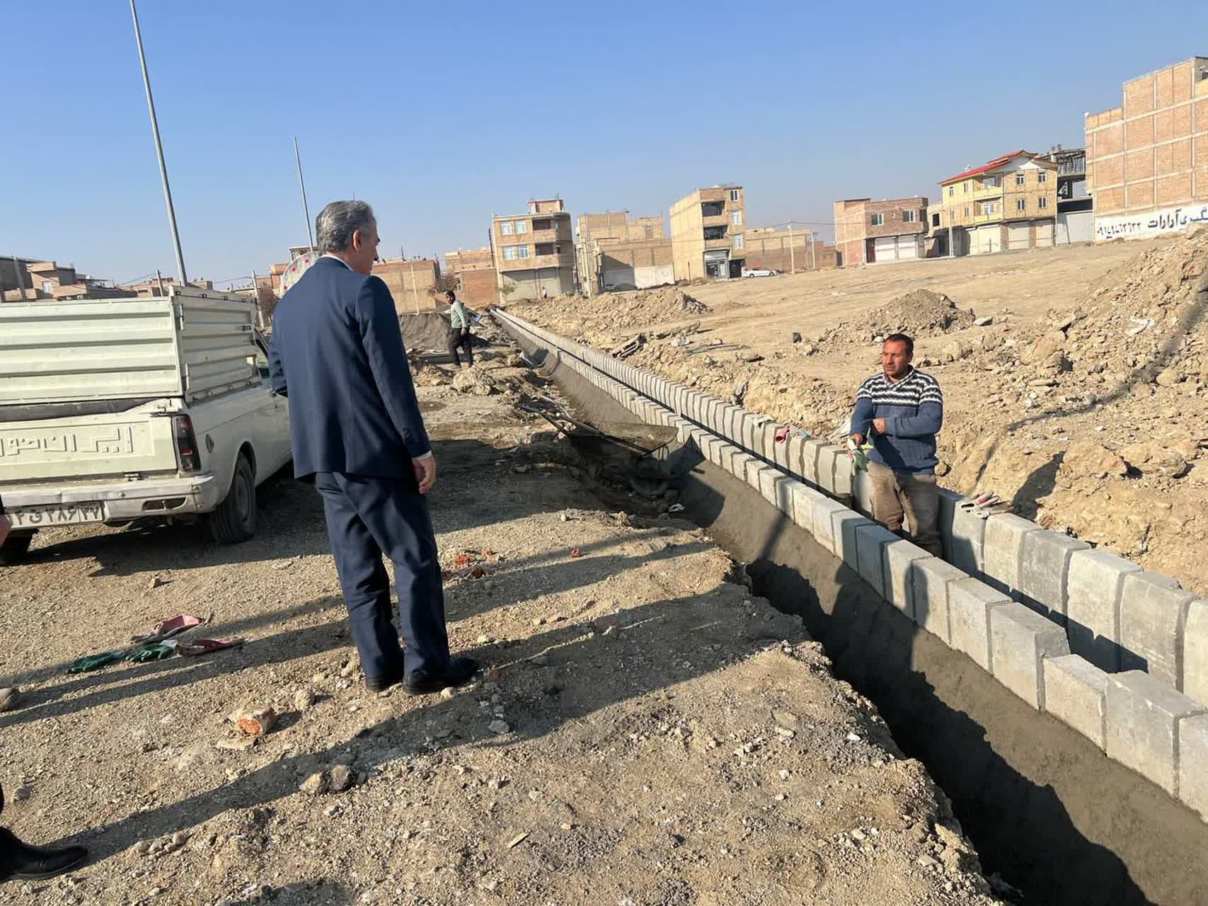 بازدید فرماندار سلماس از پروژه‌های عمرانی شهرداری / تأکید علائی بر تسریع در اجرای طرح‌ها