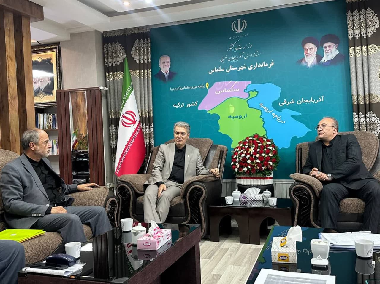 دیدار مدیرکل راهداری و حمل‌ونقل جاده‌ای آذربایجان‌غربی با نماینده مردم سلماس و فرماندار شهرستان