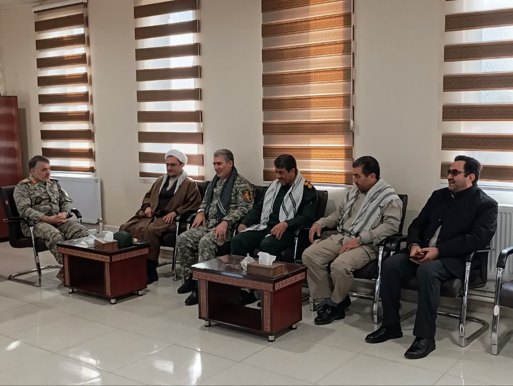 🔰دیدار فرماندار سلماس با فرمانده سپاه به مناسبت روز بسیج