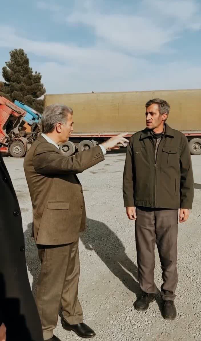 بازدید فرماندار سلماس از تیرپارک شهرداری و تأکید بر ضرورت ساماندهی تردد و توقف خودروهای سنگین