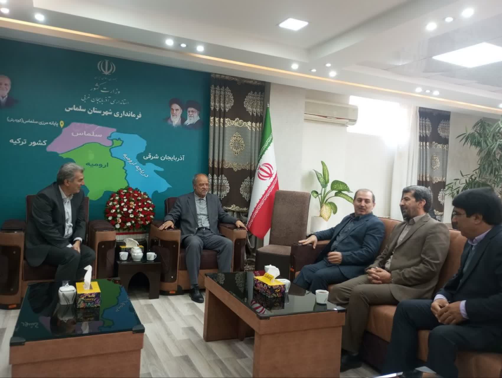 دیدار مدیرکل امور مالیاتی آذربایجان‌غربی با فرماندار سلماس