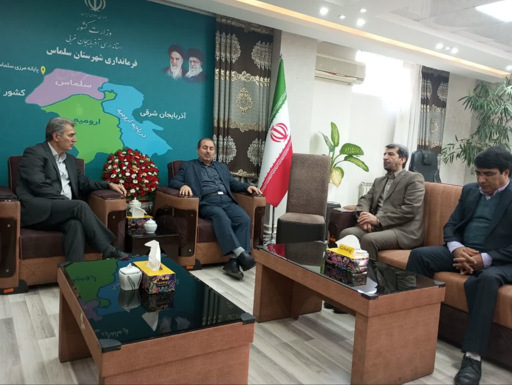 دیدار مدیرکل امور مالیاتی آذربایجان‌غربی با فرماندار سلماس