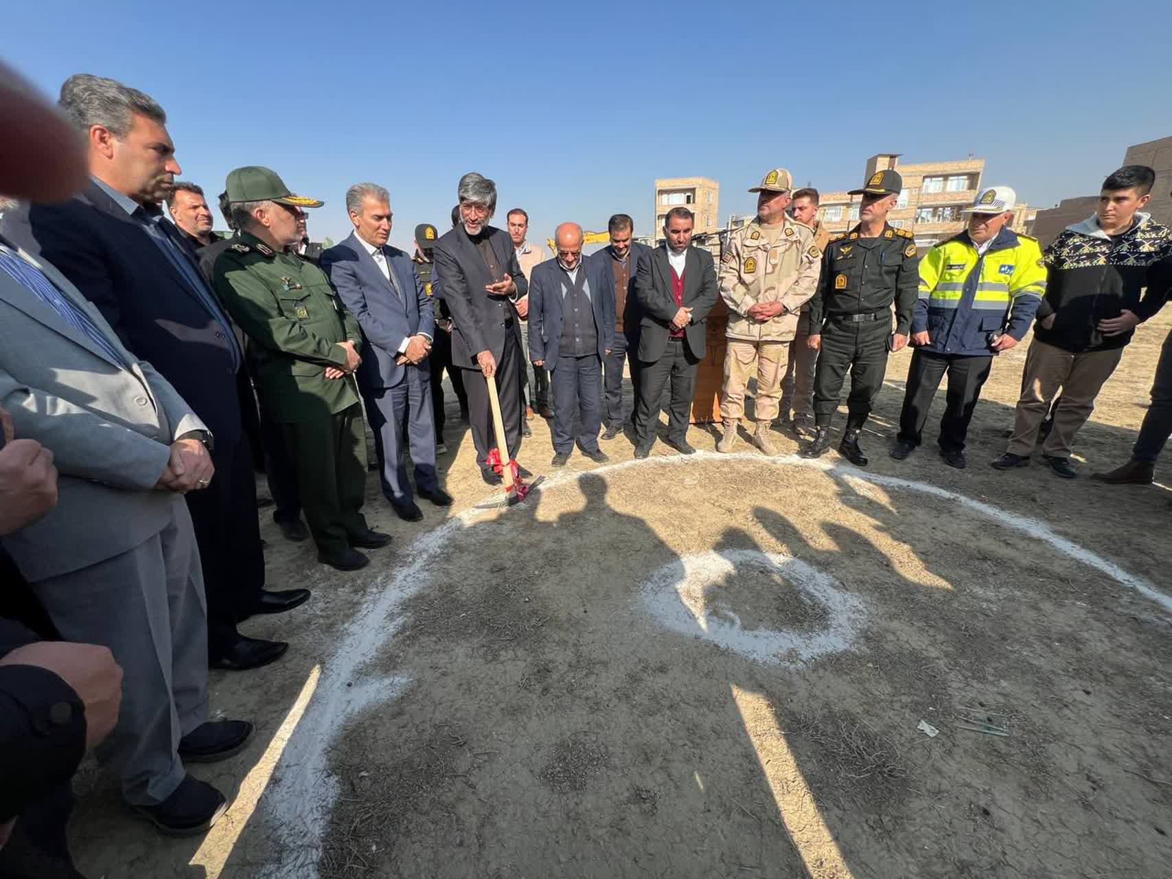 آیین کلنگ‌زنی ساختمان جدید دادسرای عمومی و انقلاب سلماس برگزار شد