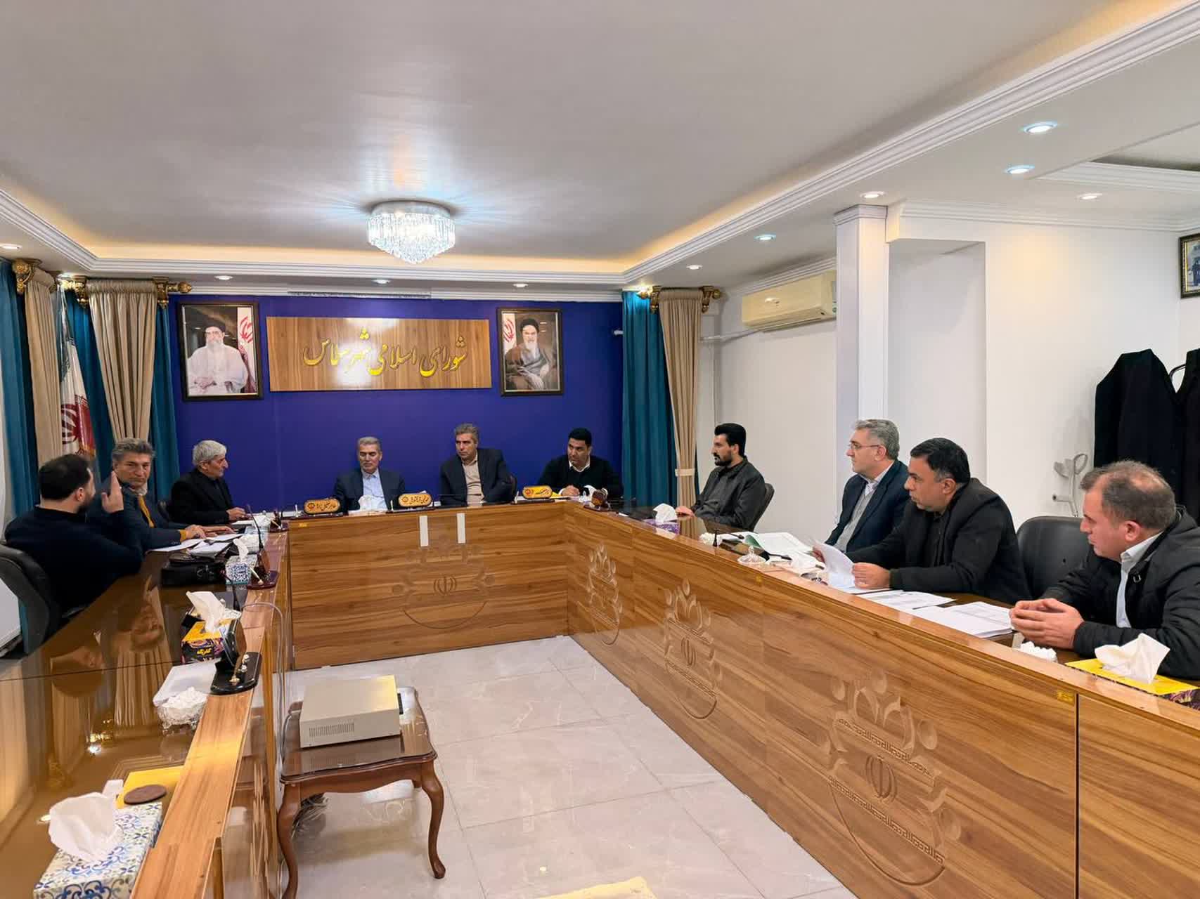 جلسه بررسی تعرفه و عوارض شهرداری در صحن شورای اسلامی