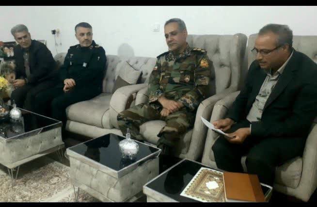 تجلیل از خانواده‌های معظم شهدا با حضور مسئولان شهرستان سلماس