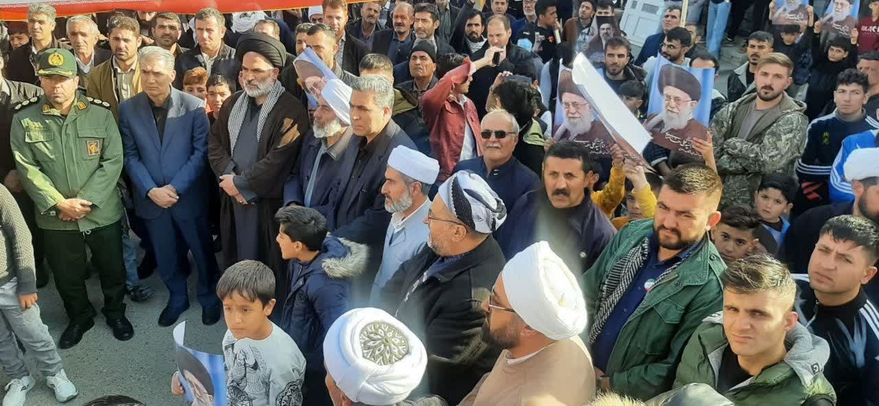 🔻با حضور امام جمعه سلماس،علائی فرماندار و جمعی از مسئولین شهرستان و مردم همیشه در صحن