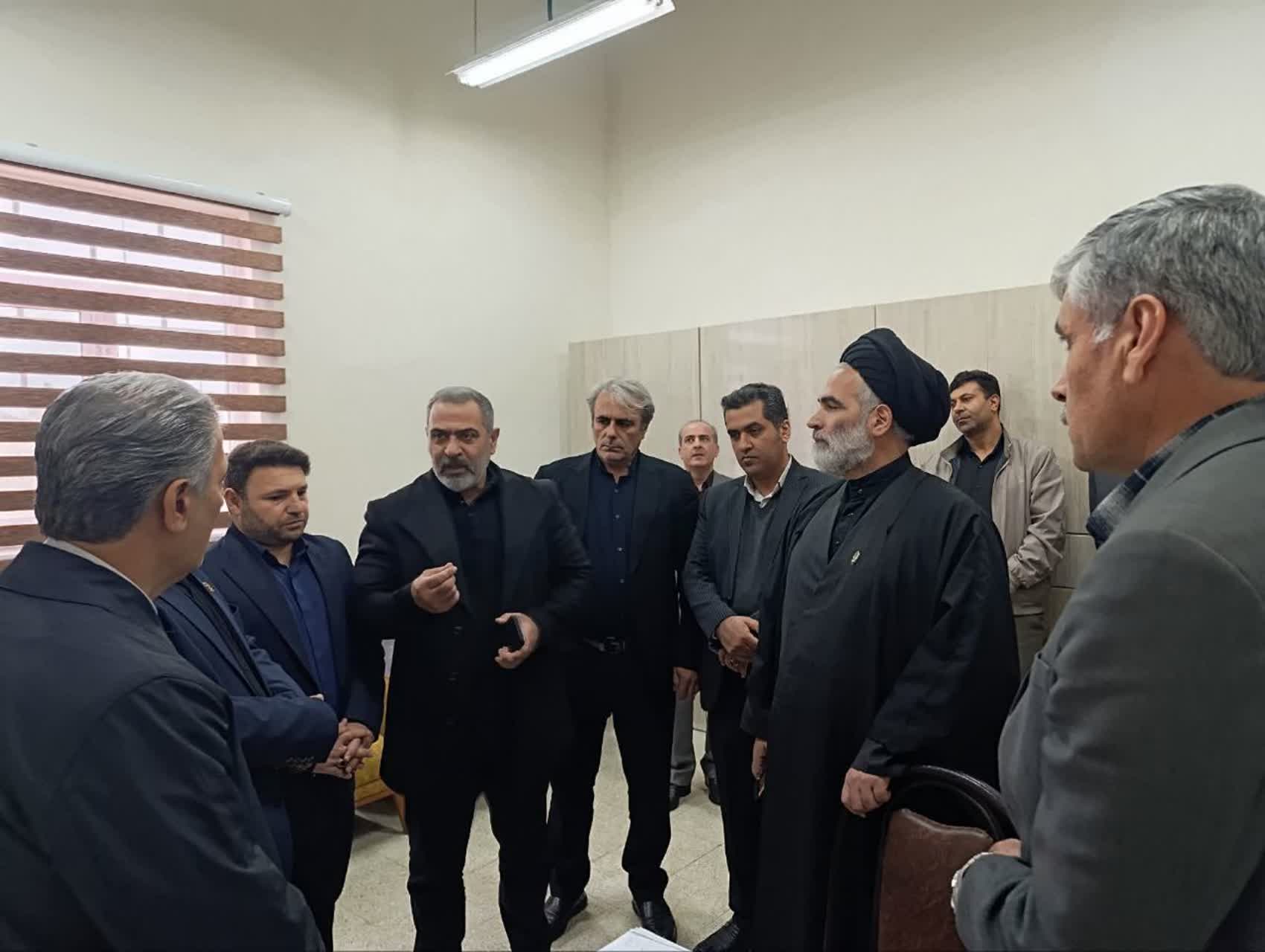 🔴 افتتاح مرکز خدمات درمانی در شهرک صنعتی سلماس با حضور علی علائی فرماندار شهرستان